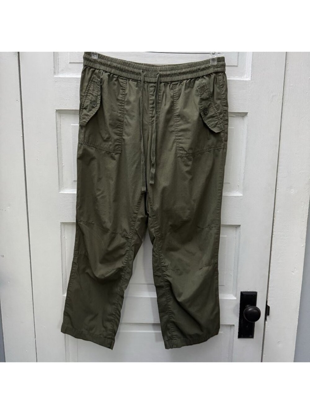 LOFT Outlet Womens Size 12 Olive Green Pull On Cargo Crop Pants Cotton Casual - Picture 1 of 9